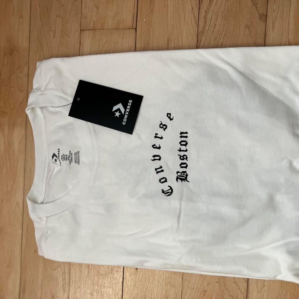 Converse tees - Picture 5 of 9